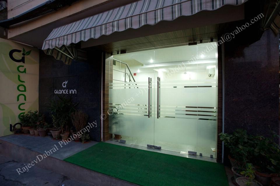 Oyo 18753 Hotel Glance Inn New Delhi Buitenkant foto