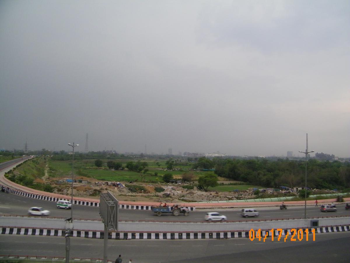 Oyo 18753 Hotel Glance Inn New Delhi Buitenkant foto