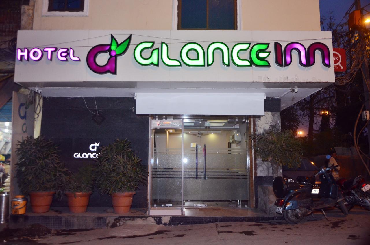 Oyo 18753 Hotel Glance Inn New Delhi Buitenkant foto